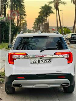 GMC Acadia